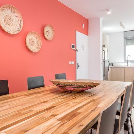 3 Bedrooms Apt Balcony & Parking Near Banana Beach Τελ Αβίβ Εξωτερικό φωτογραφία