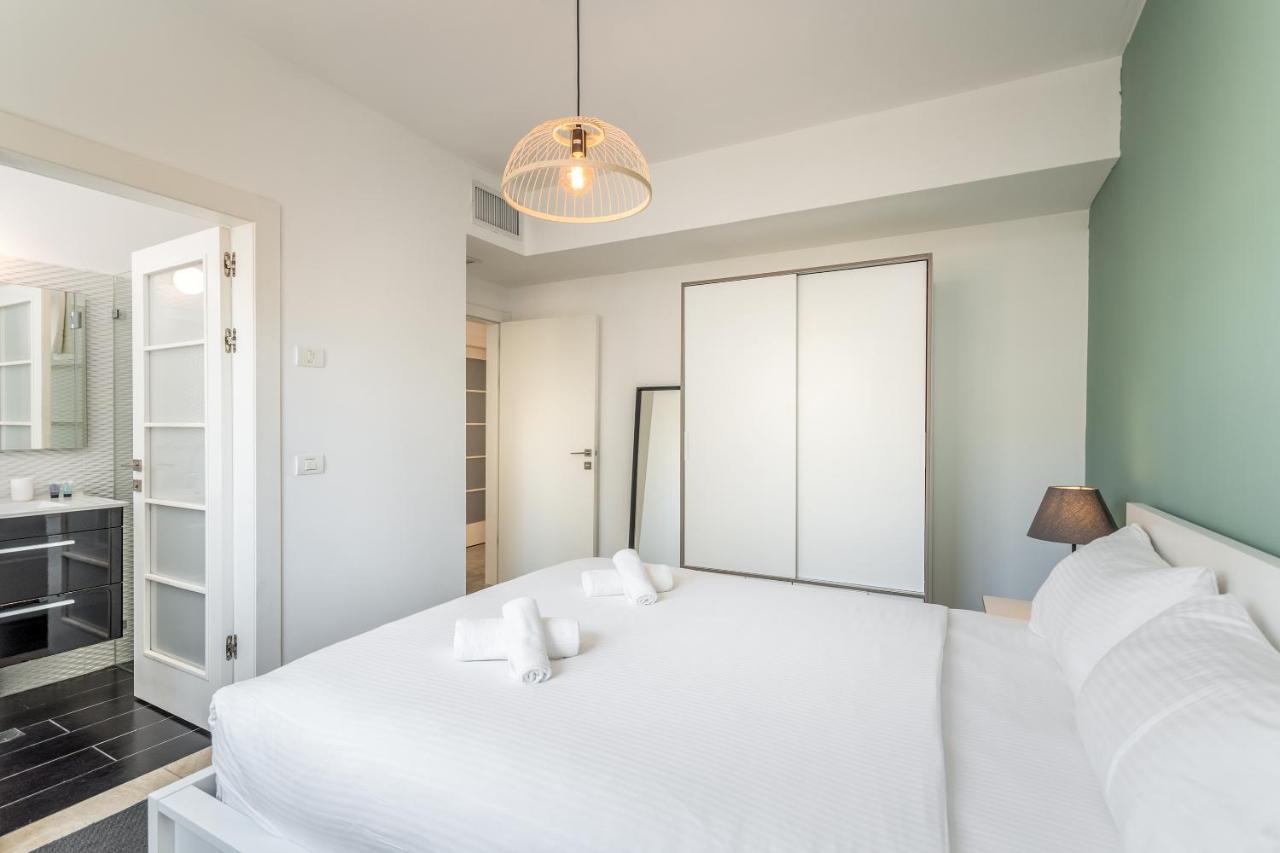3 Bedrooms Apt Balcony & Parking Near Banana Beach Τελ Αβίβ Εξωτερικό φωτογραφία